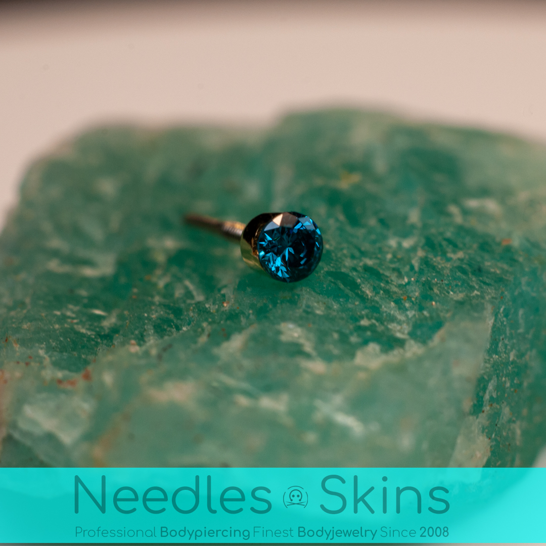 Maria Tash Invisible Set Blue Diamond - Needles & Skins